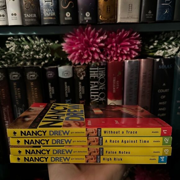 Nancy Drew | Softcover Bundle - Picture 1 of 1